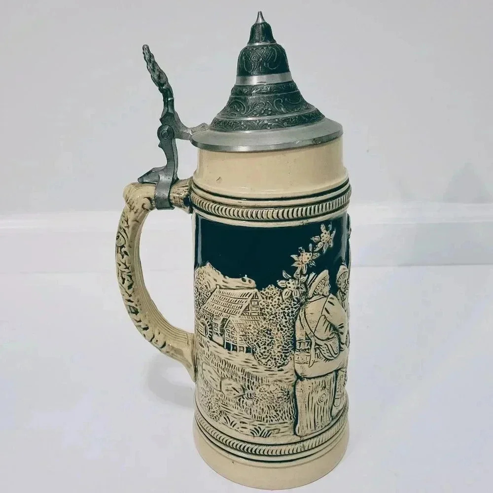 Egon Bay German Beer Stein Zinn Pewter Lidded 10 3/4" Porcelain Hunters Meeting